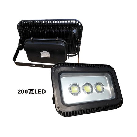 LED路燈雙頭球場(chǎng)燈高亮戶外羽毛球場(chǎng)籃球場(chǎng)足球場(chǎng)照明6米8米批發(fā)